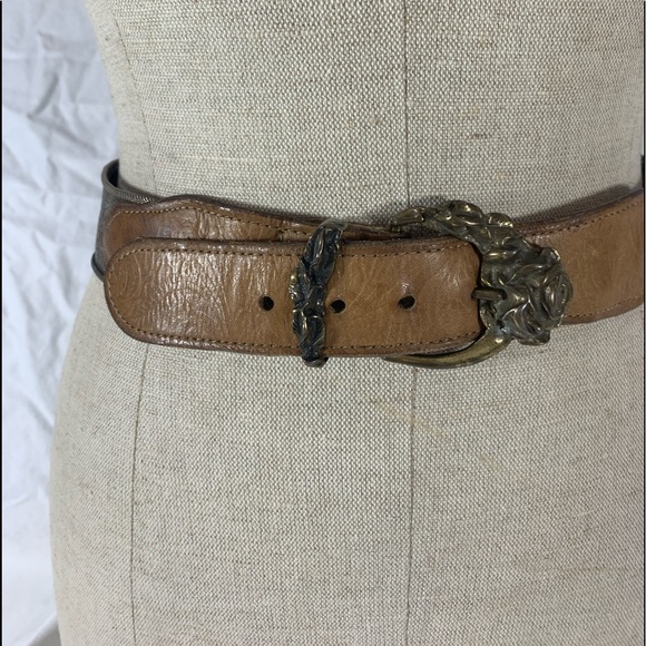 Awesome vintage  silver metallic mesh with brass tone belt x small - Picture 6 of 14